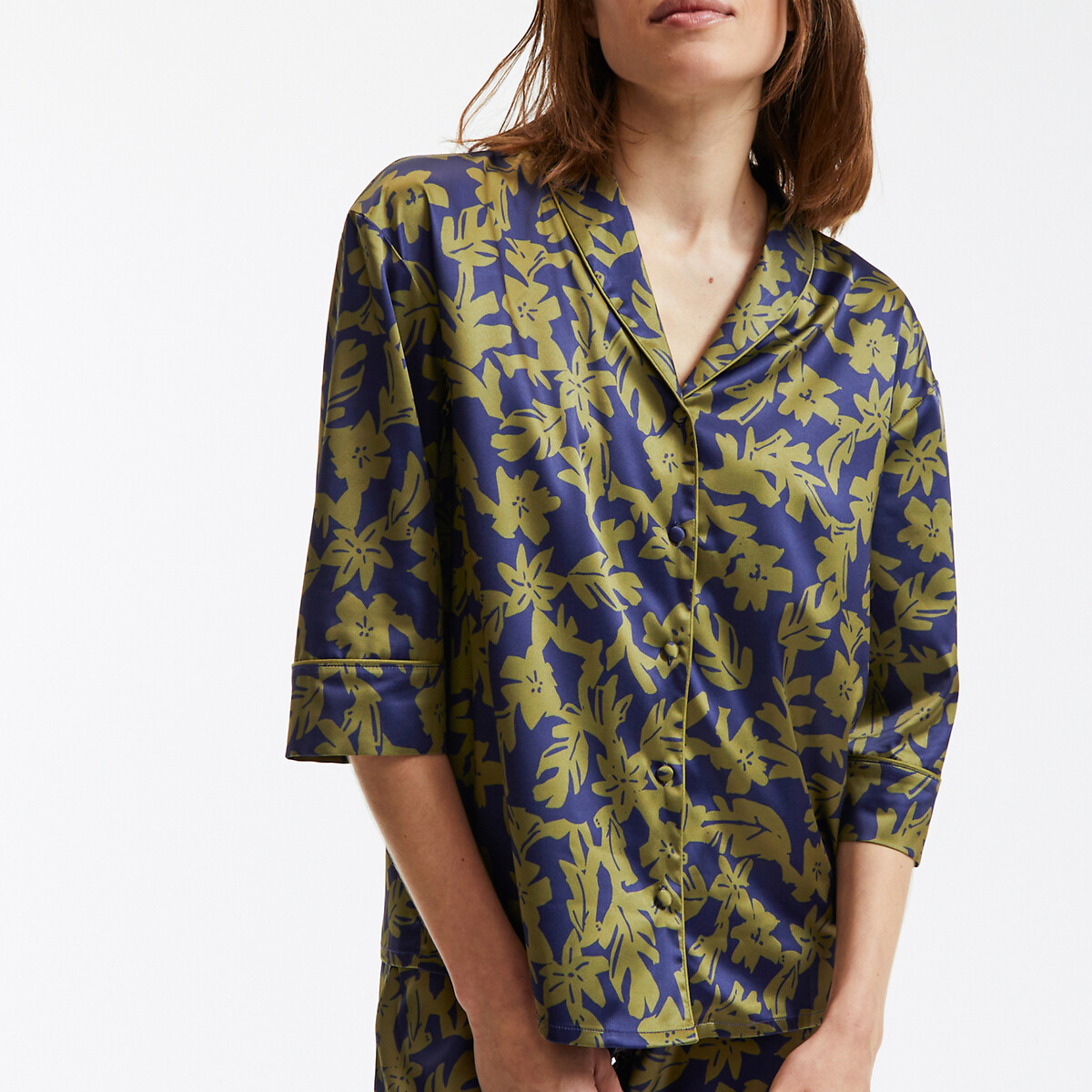 ANNE WEYBURN<br>Pijama de cetim com estampa floral