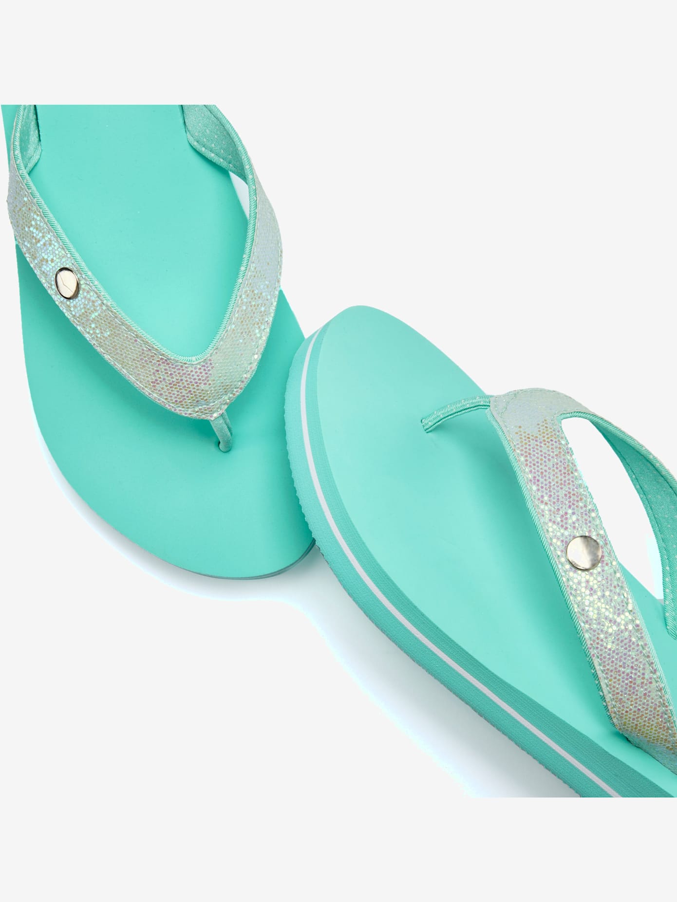 Tongs sandales flip-flop en matière imperméable