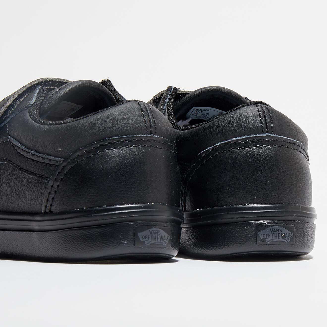 Vans Sneakers en Cuir ComfyCush Old Skool Classic Tumble noires