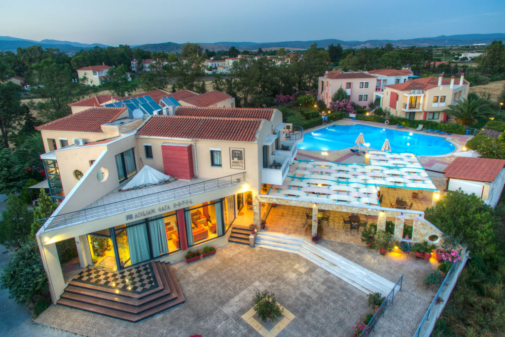 Fly & Go Aeolian Gaea Logies en ontbijt - Hotel