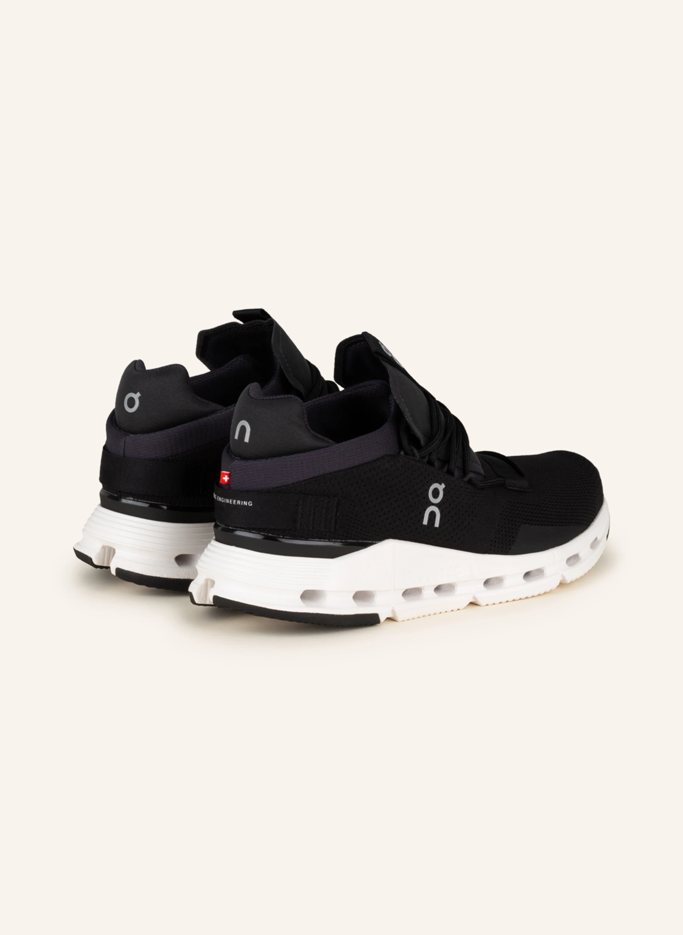 On Sneaker CLOUDNOVA