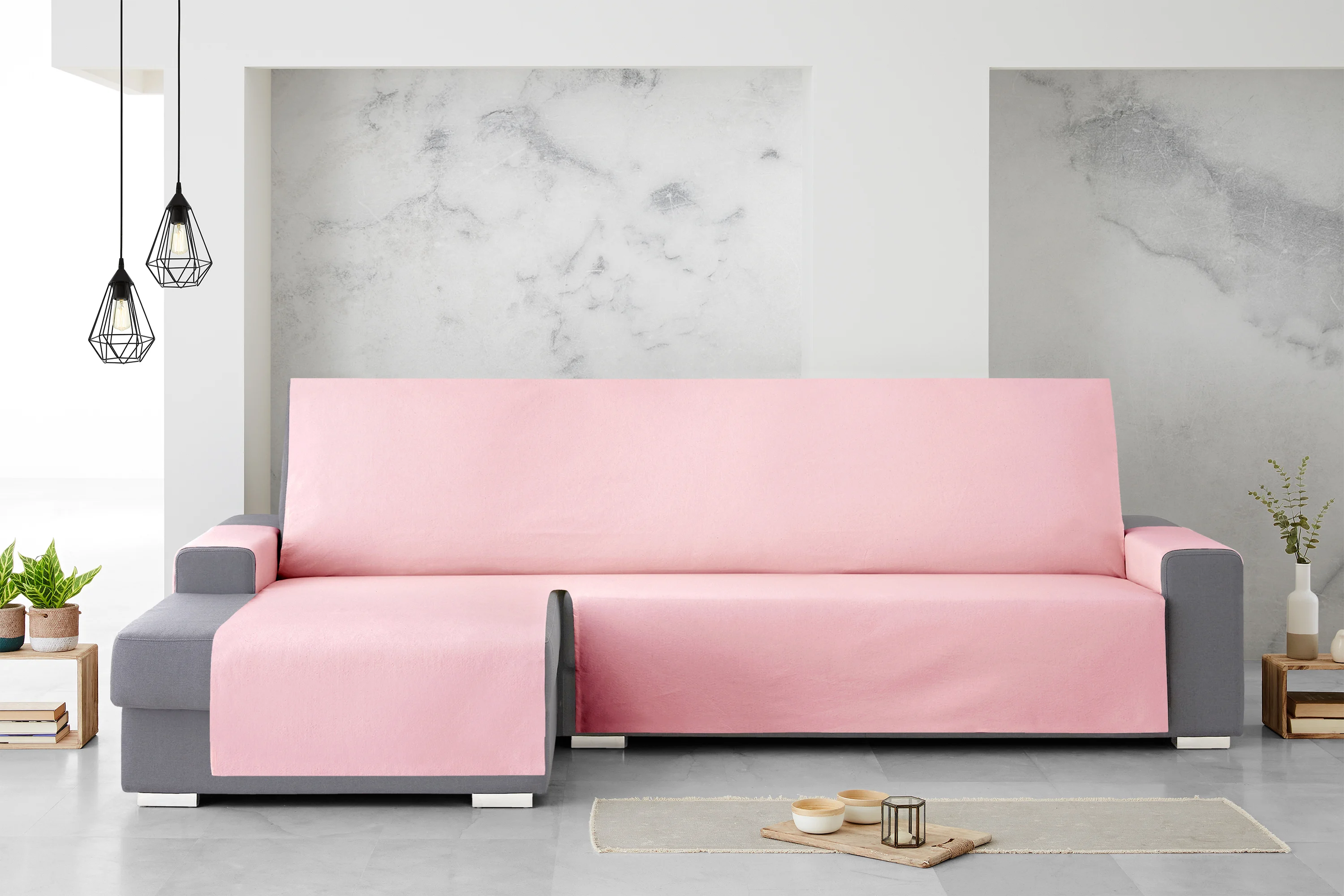 Capa protetora para sofá com chaise longue esquerda Extra Royale 290 cm. Cor rosa.
