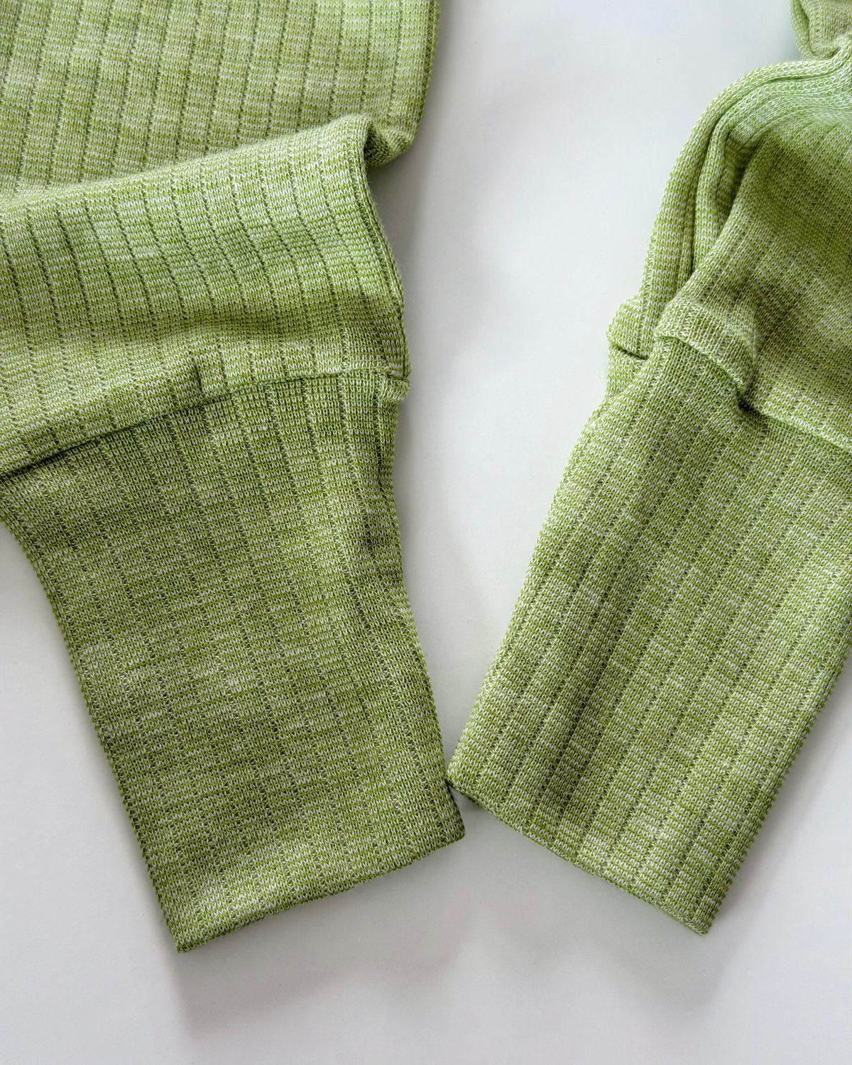 Bukse Rib m/ høyt liv – 45% Bomull, 35% Merino, 20% Silke – Ubehandlet Ull