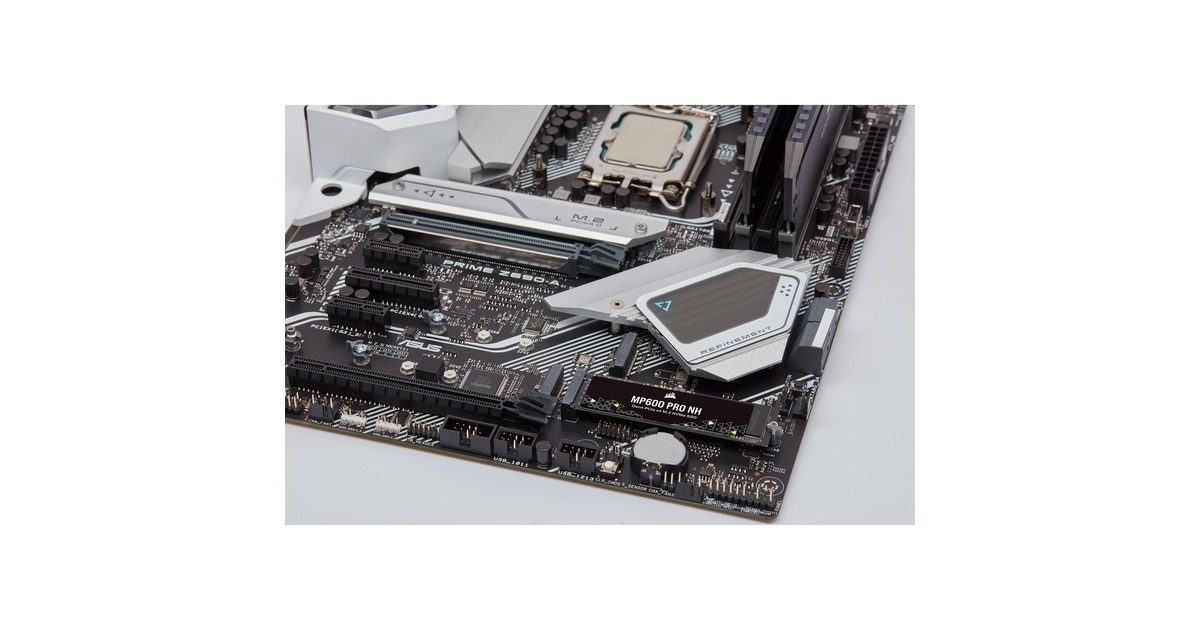 CorsairMP600PRO NH PCIe 4.0 NVMe M.2, 1 TB SSD  (CSSD-F1000GBMP600PNH, PCIe Gen 4.0 x4, NVMe 1.4, M.2 2280)