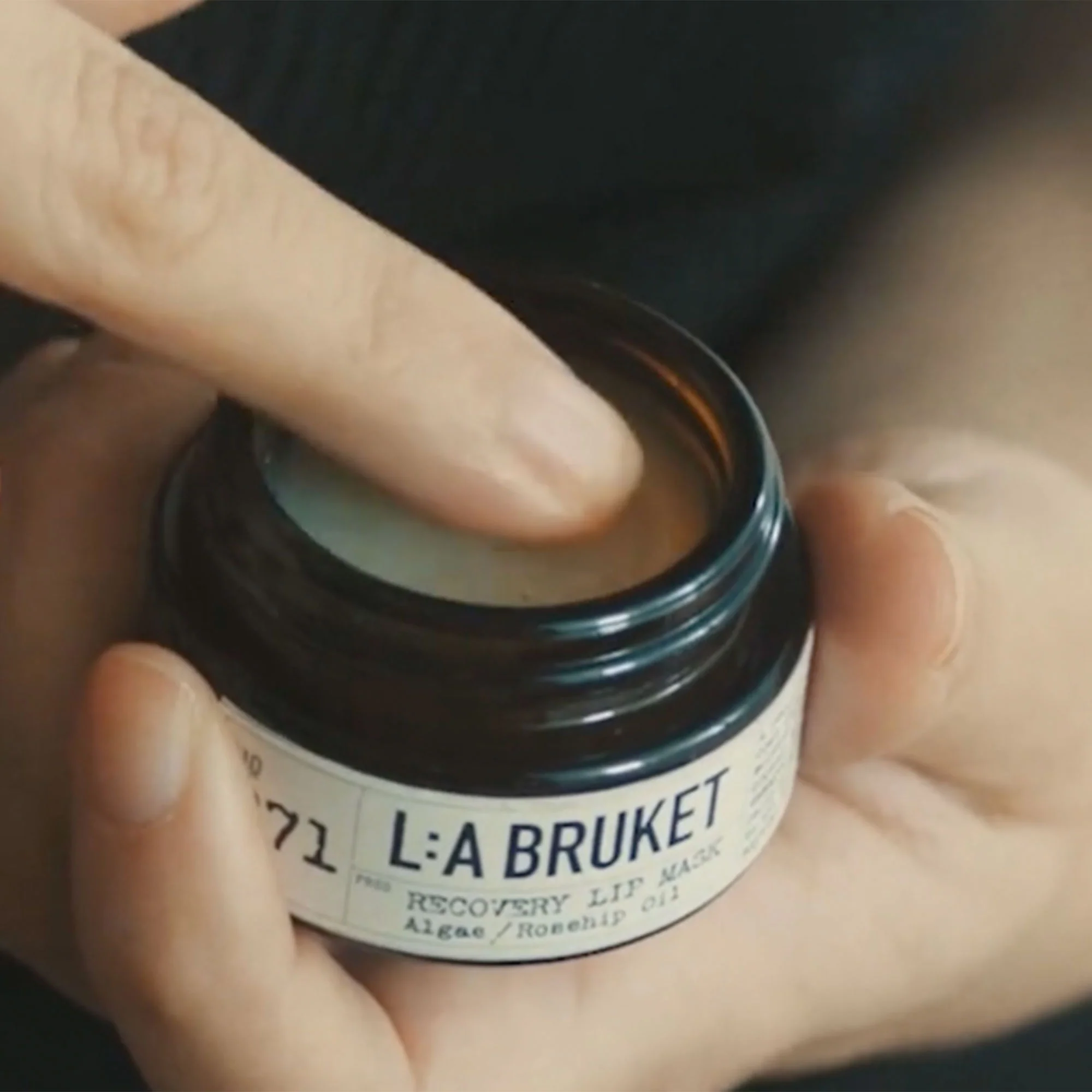 L:a Bruket Recovery Lip Masque Régénérant Lèvres 271