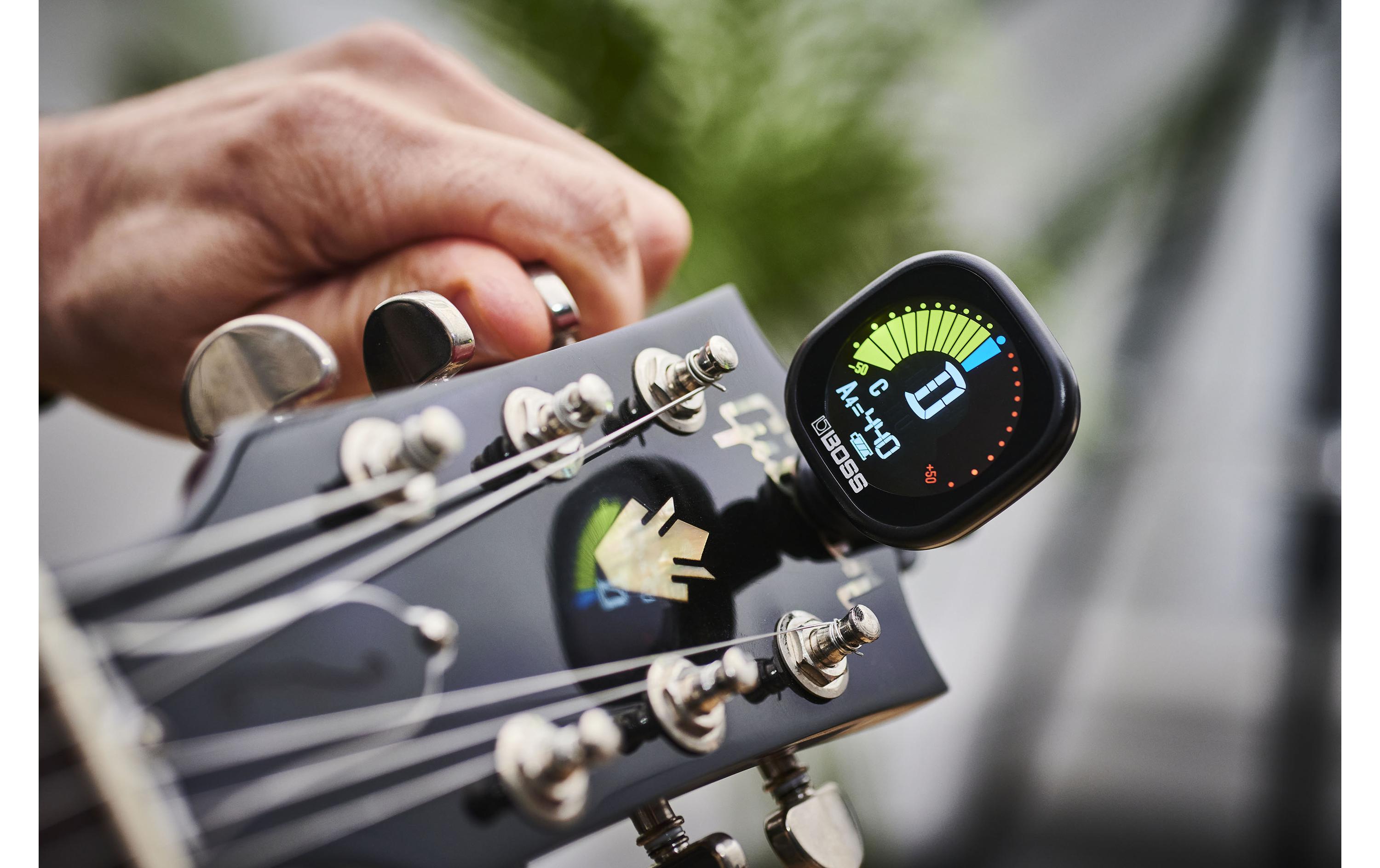 Stimmgerät TU-05Clip-On Tuner mit grossem Farbdisplay