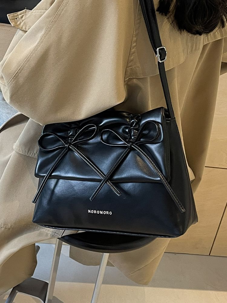 FAYLE - Crossbodytas van imitatieleer met flaplint