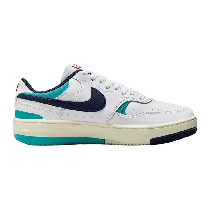 Nike Gamma Force Sneakers Dames