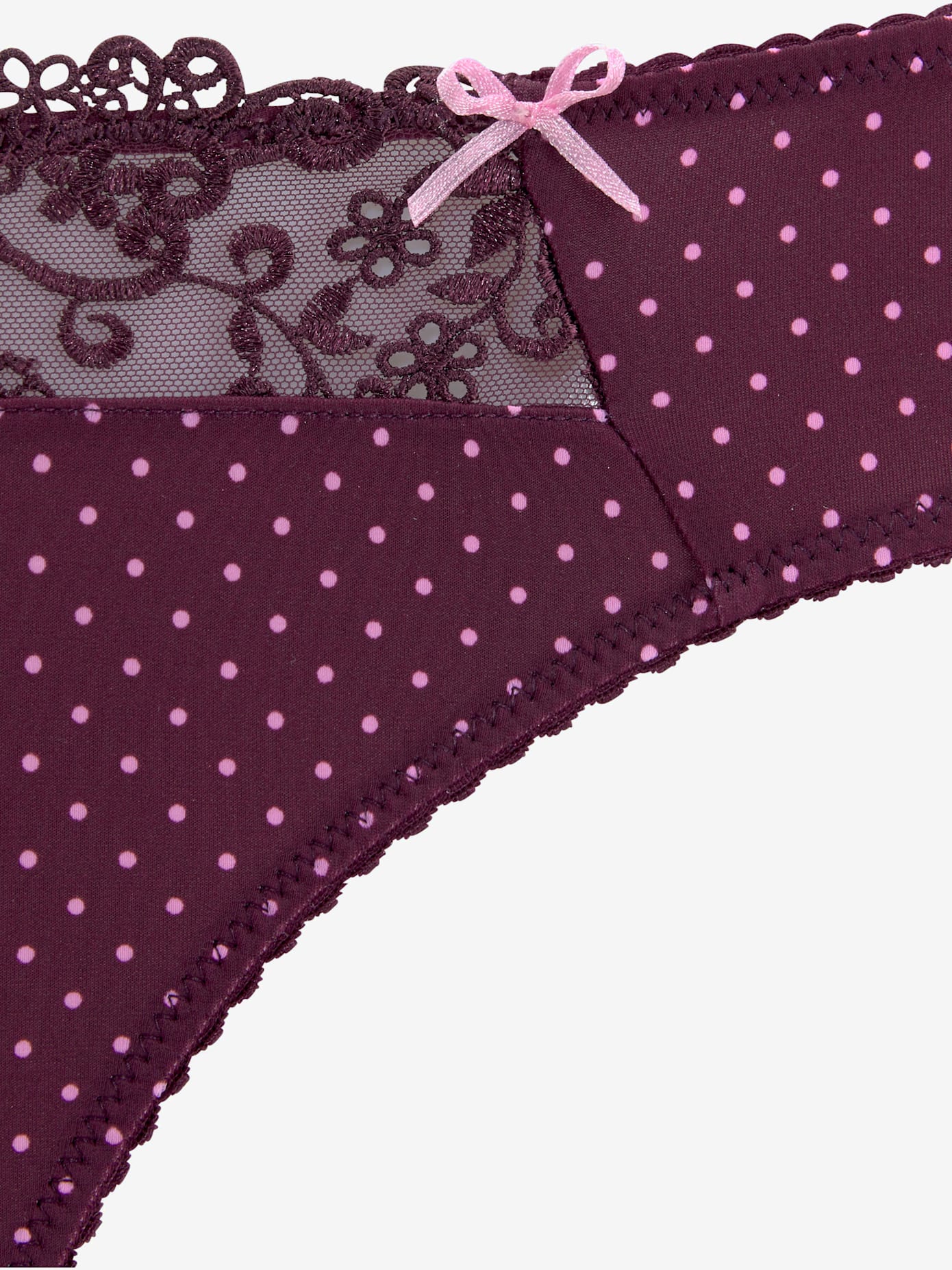 Slip intemporel. coupe basique confortable