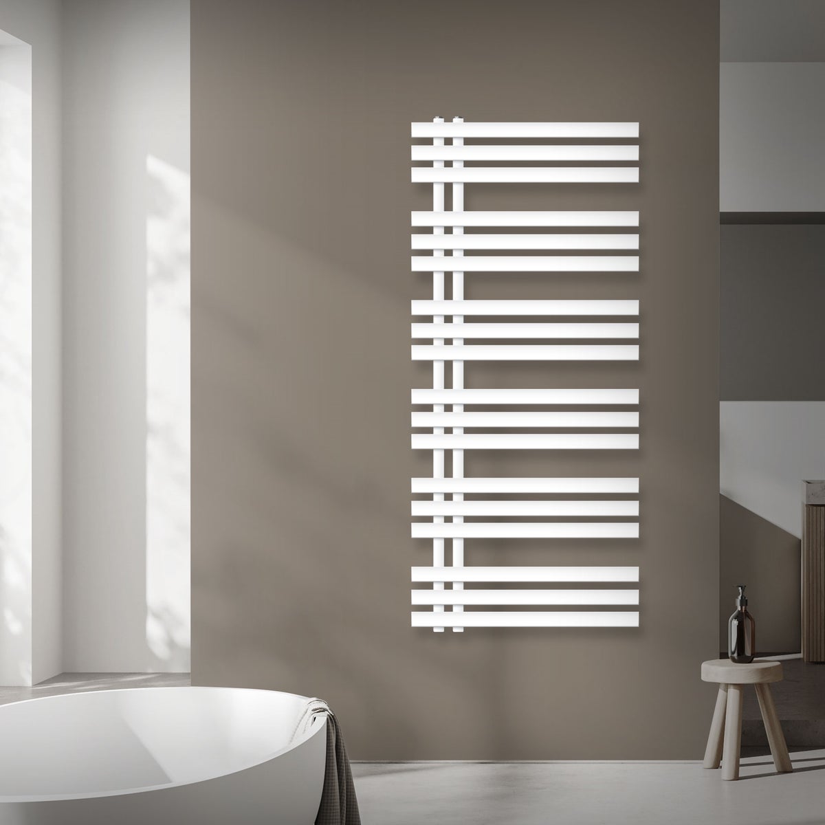 ECD Germany Iron EM Design Elektrische Badkamerradiator met Verwarmingselement 1200 W - 600 x 1400 mm - Wit - Designradiator Paneelradiator Handdoekwarmer Handdoekdroger