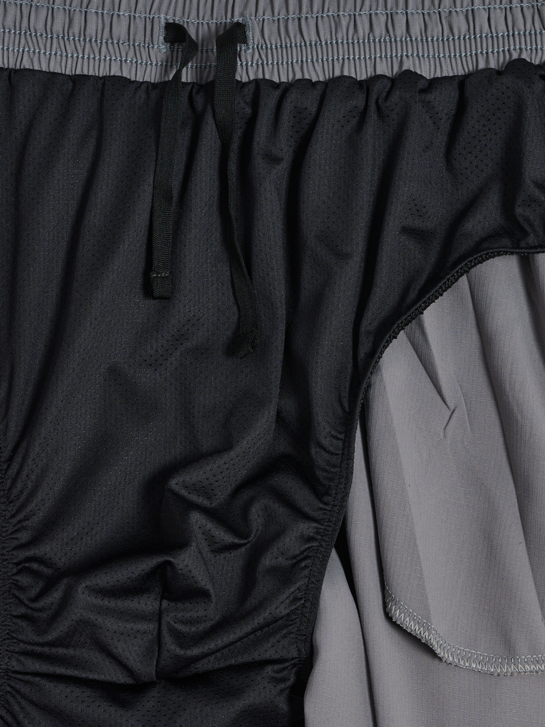 nwlMAX ZIP POCKET SHORTS