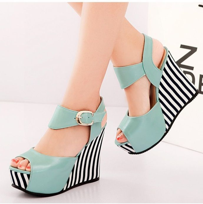 Freesia - Gestreepte sandalen met sleehak