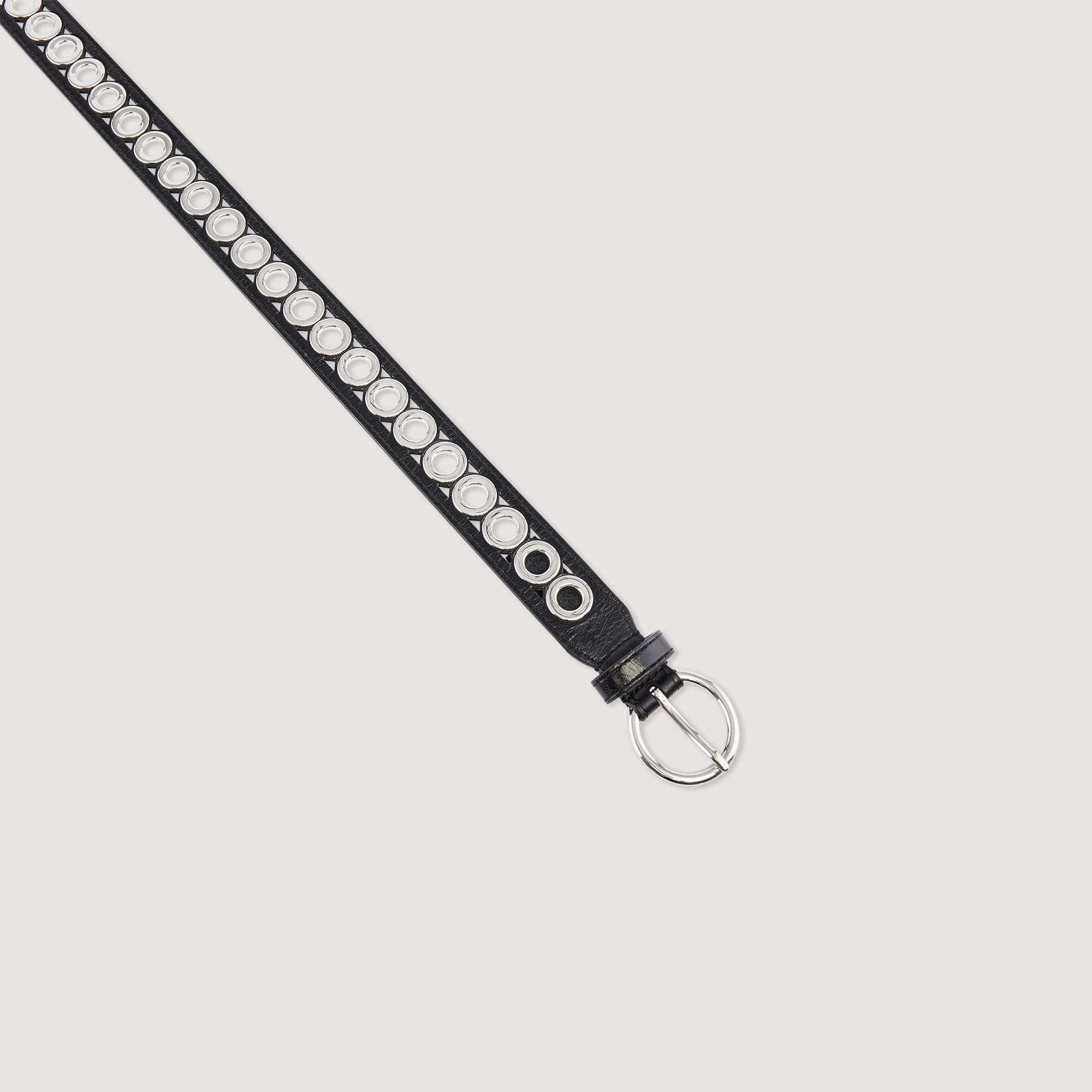 Ceinture á boucle ronde avec œillets