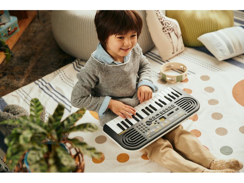 Casio Keyboard SA-51 Keyboard mit 32 Mini-Tasten und 100 Klangfarben