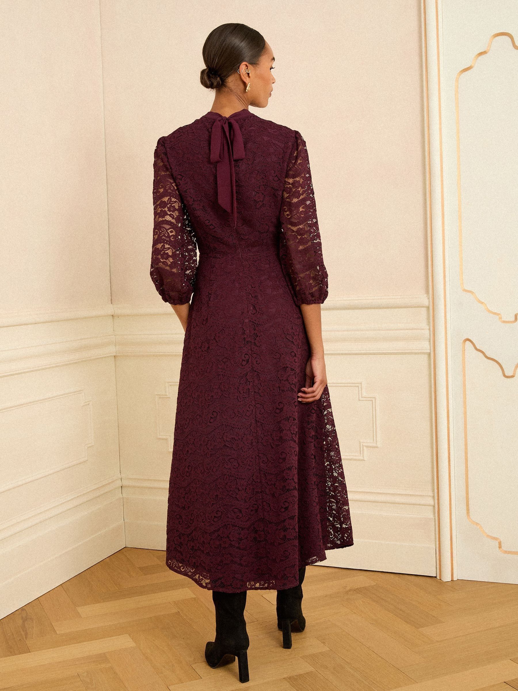 Bordeauxrood - Love & Roses - Hoogsluitende kanten midi-jurk