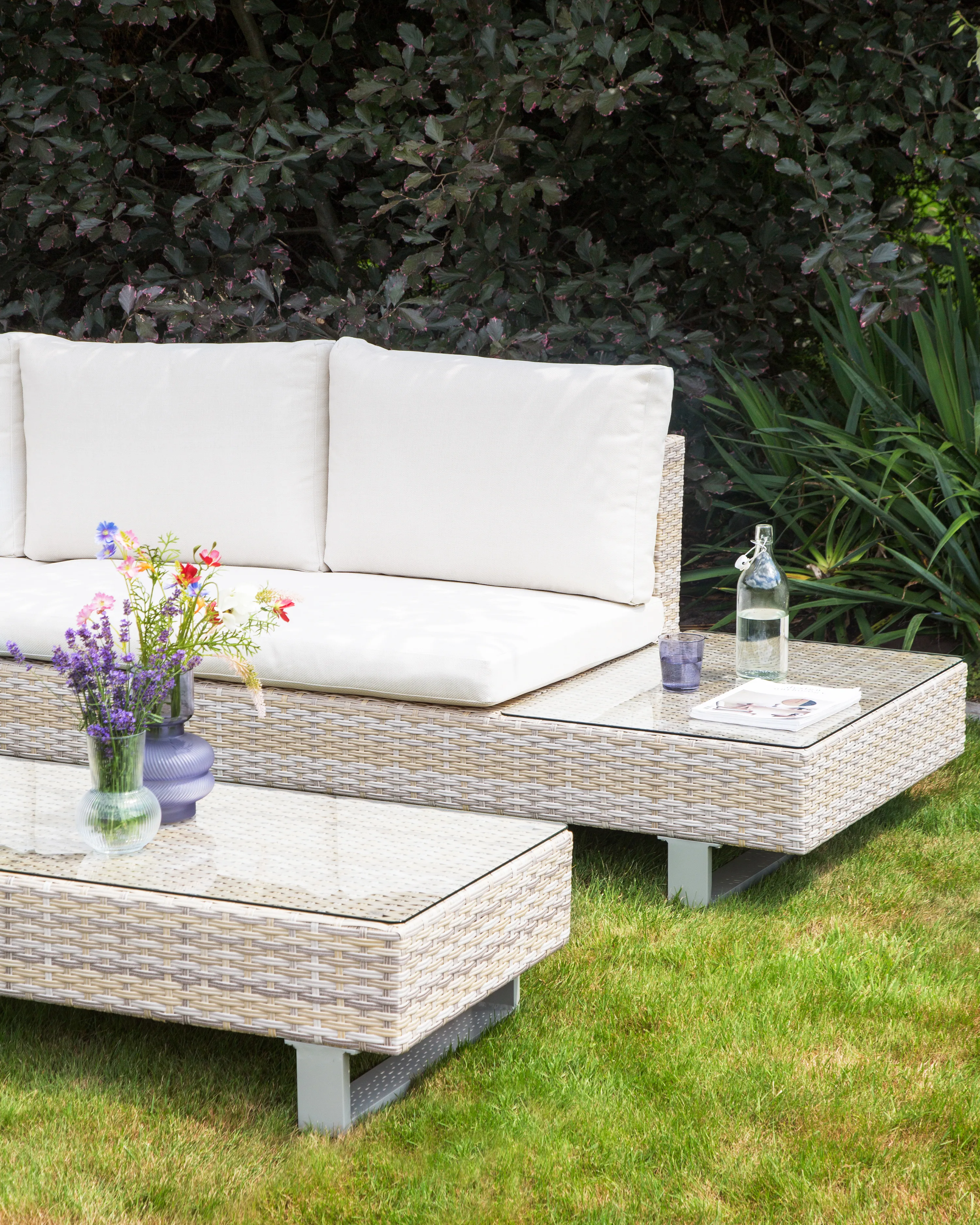 Tuin hoekloungeset met tafel 5-zits LANCIANO rechtszijdig PE rotan Gebroken wit