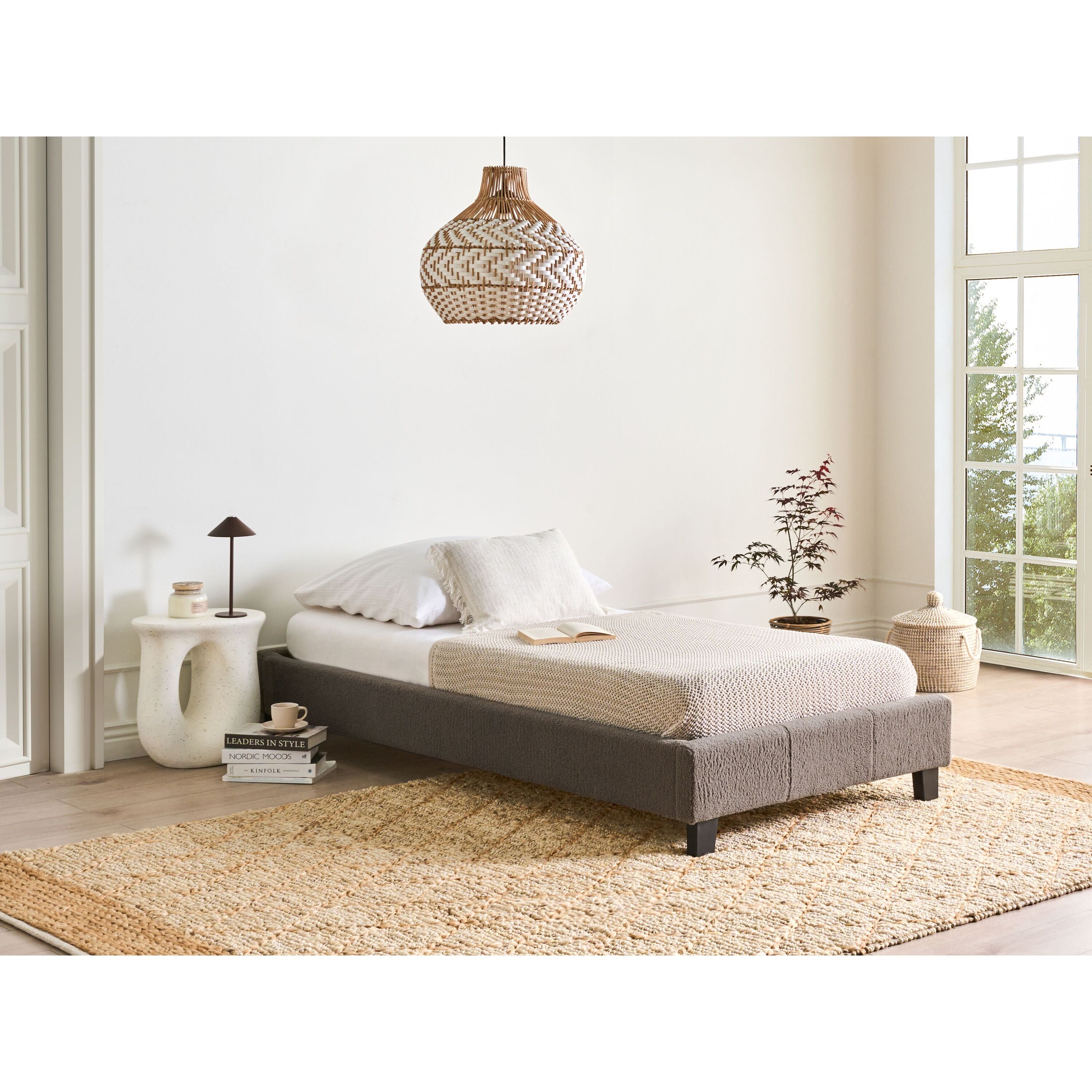 Beliani - ROANNE - Eenpersoonsbed - Taupe - 90 x 200 cm - Bouclé