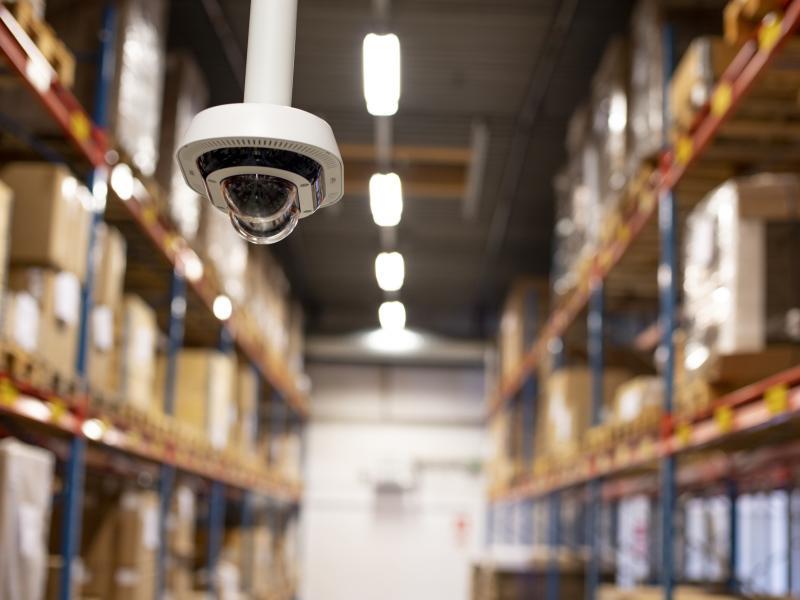 Axis Netzwerkkamera P4705-PLVE Dual-Sensor mit 360°-IR und Deep Learning