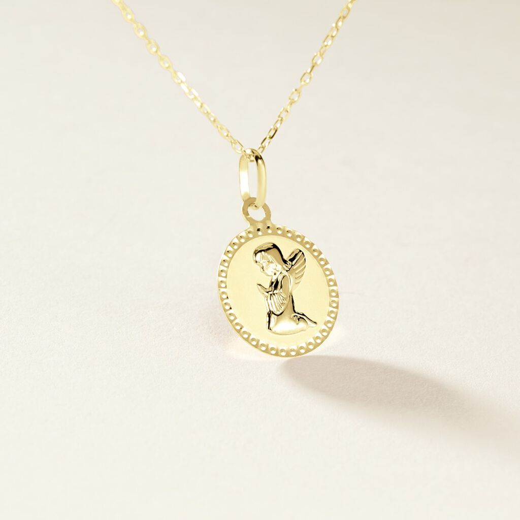 Pendentif Ange Rond Cisele Or Jaune