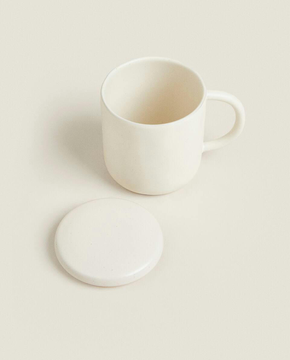 CANECA TEXTURIZADA COM TAMPA