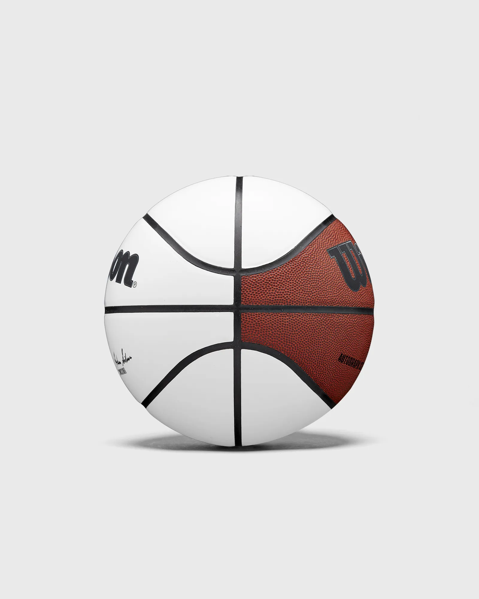 WILSON NBA AUTOGRAPH BASKETBALL ADAM SILVER SIZE 3
