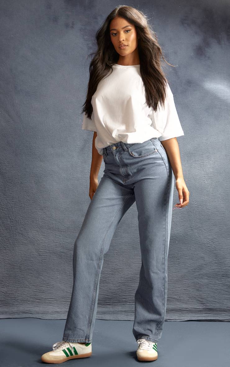 Mid Blue Wash Prettylittlething Tall Jean Mom Taille Haute