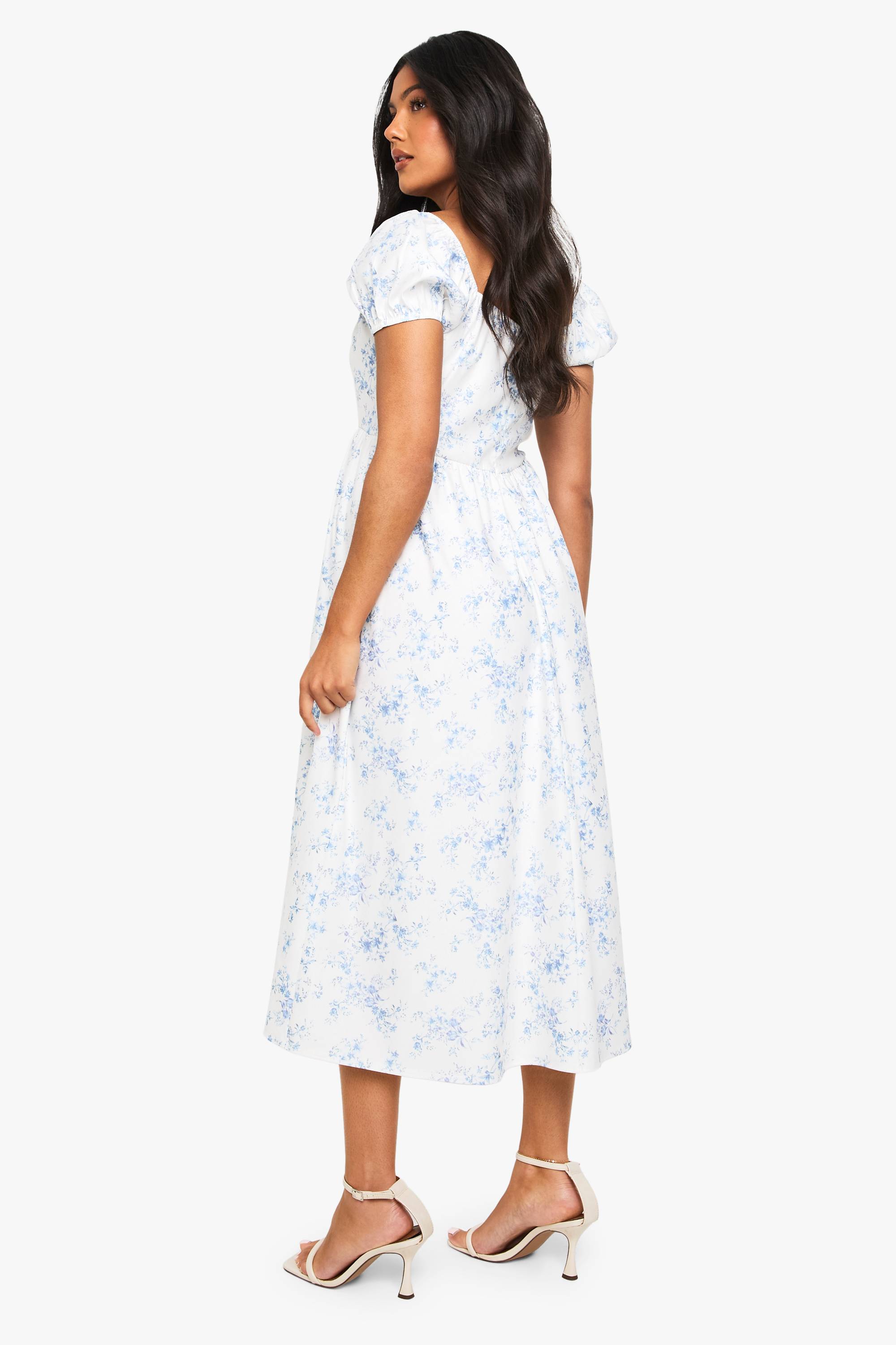 boohoo Robe midi de maternité en bengaline, manches bouffantes, imprimé porcelaine style laitière