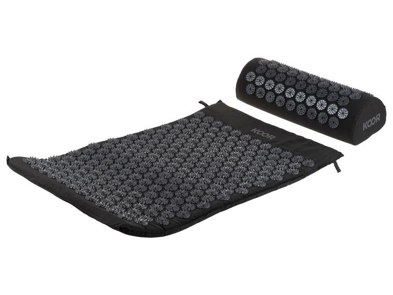 KOOR Akupressurmatte mit Kissen Schwarz Akupressur-Set aus Stachelmatte und Kissen