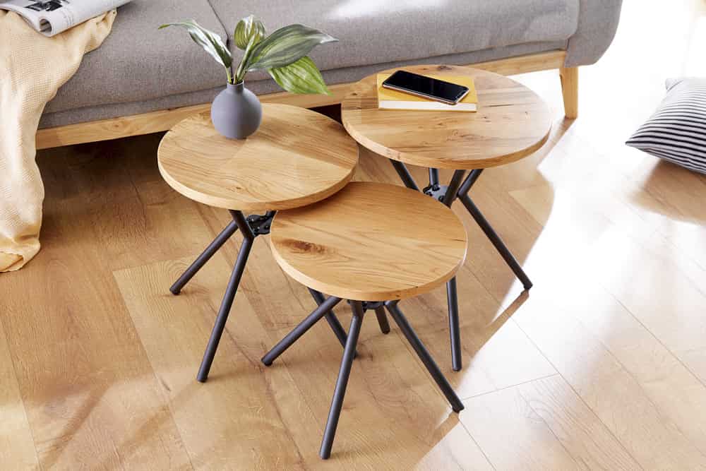 Modernes 3er Set Beistelltische FACTORY 40cm natur Wildeiche Massivholz rund schwarz Metall