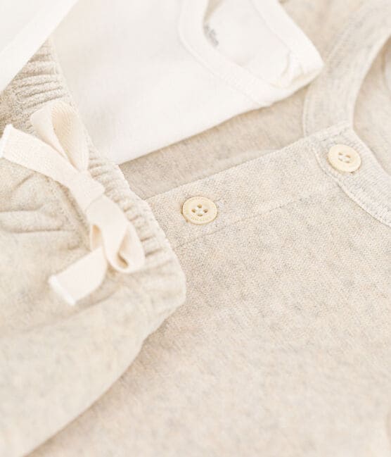 Ensemble en velours et body bébé