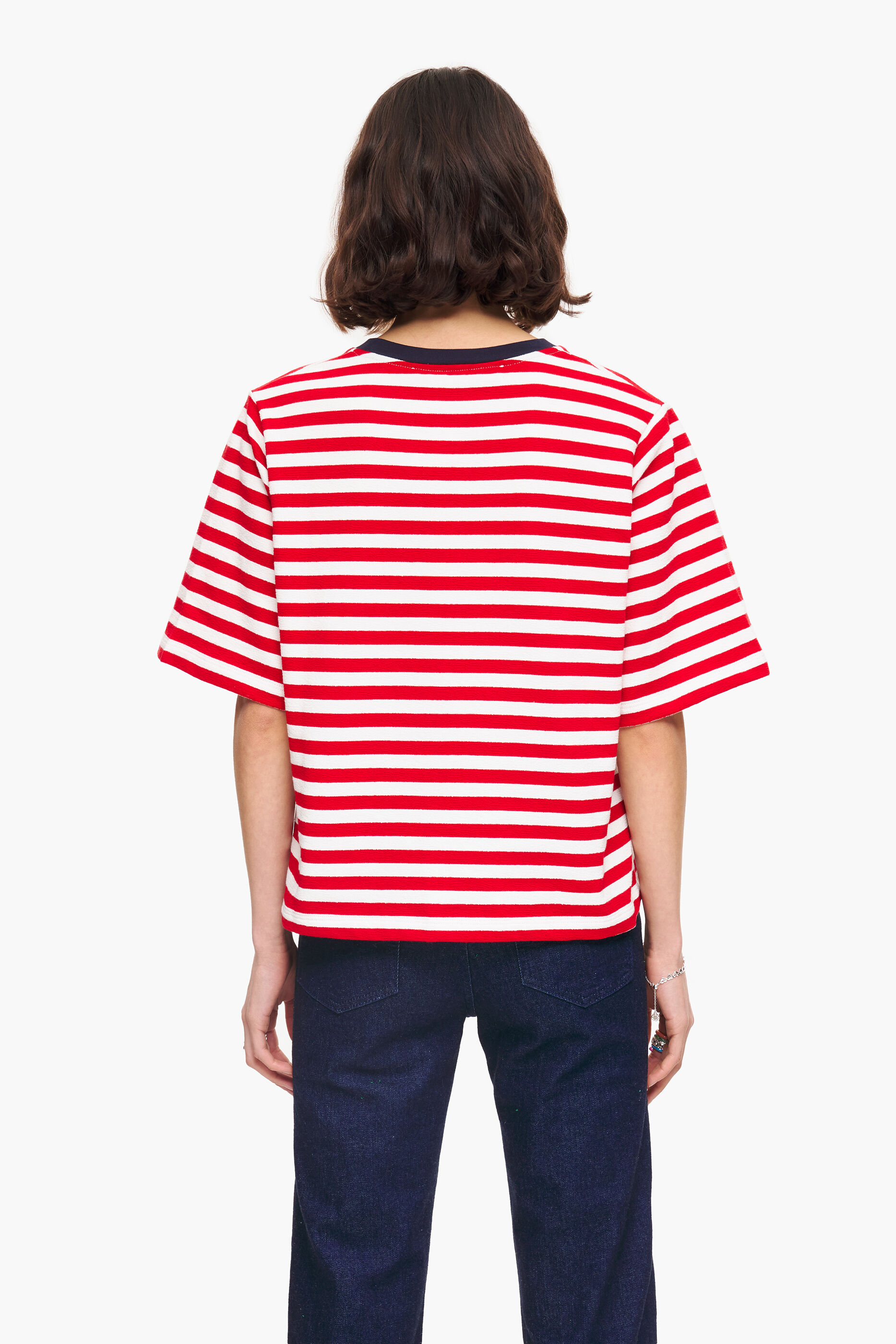 camiseta listrada vermelha para cachorro