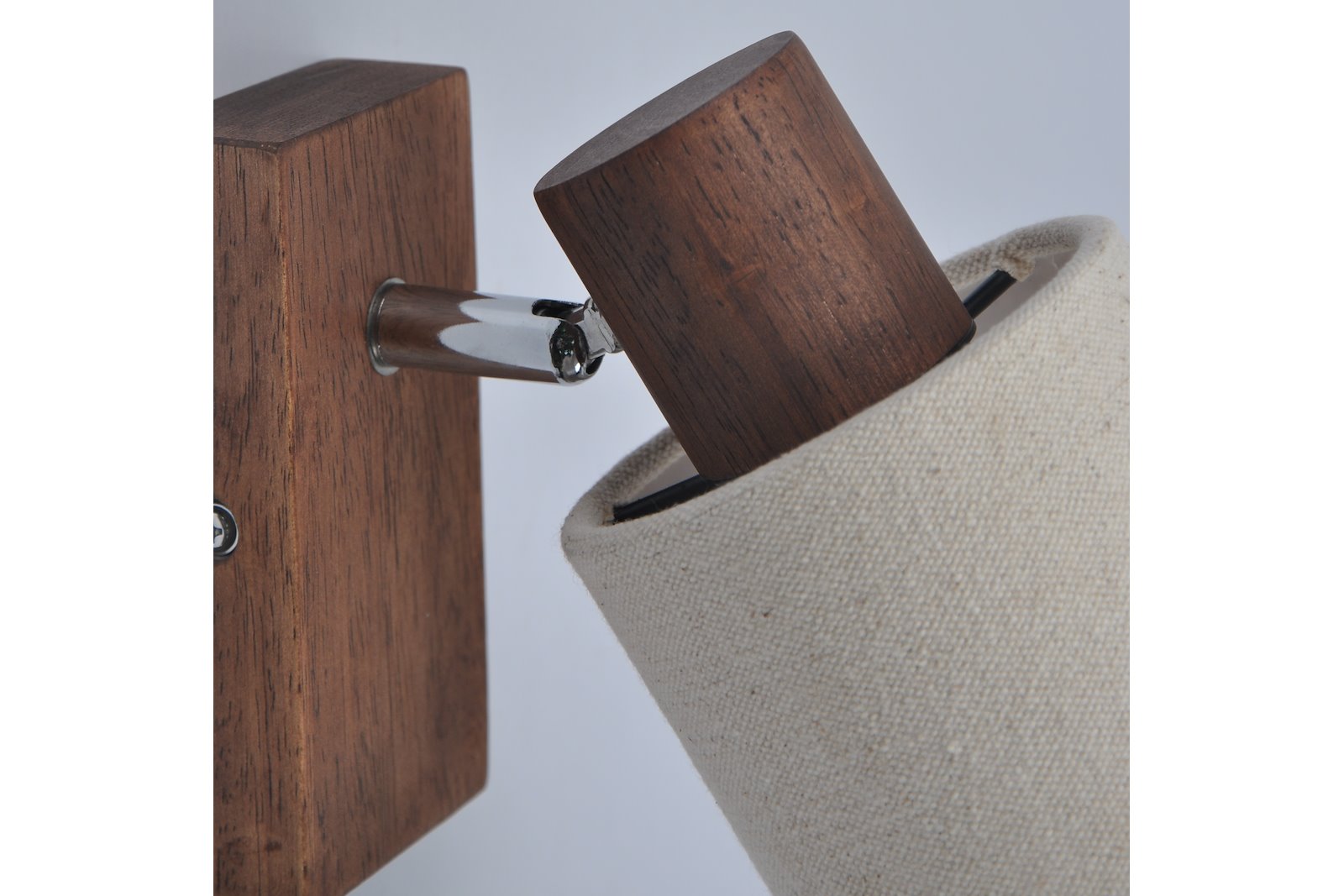 Franklin vegglampe Brunbeiset tre med beige skjerm E14