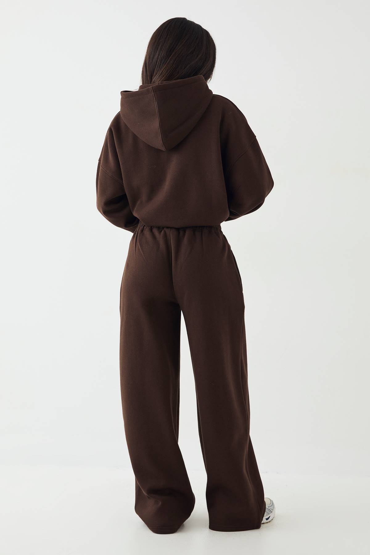 Jogging DSGN Studio à Jambes Droites avec Appliqué Cordon