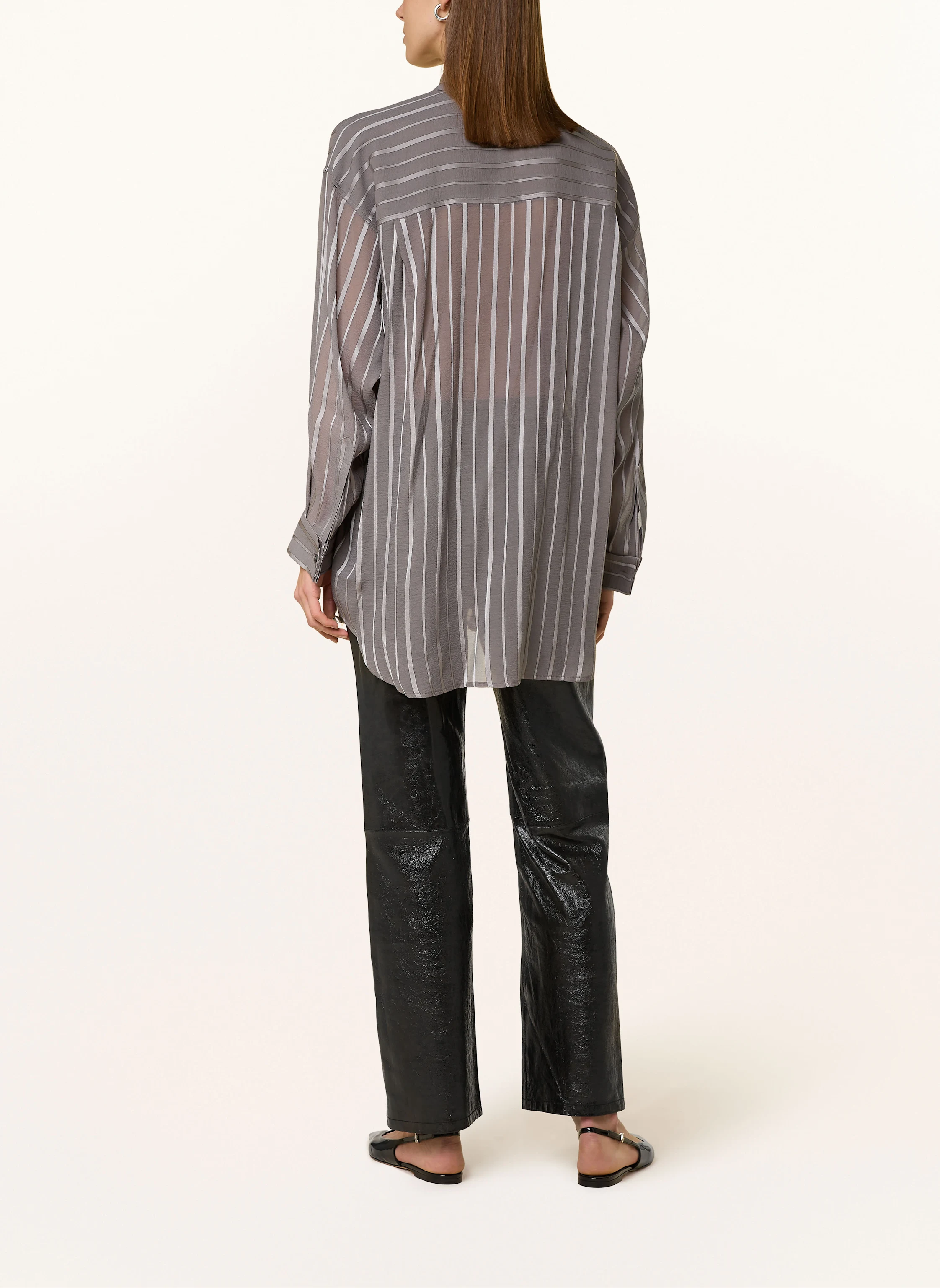 REMAIN Oversized-Hemdbluse