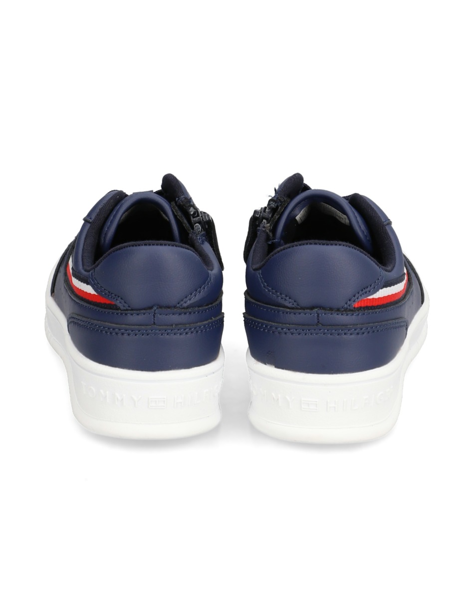 STRIPES LOW CUT LACE-UP SNEAKER