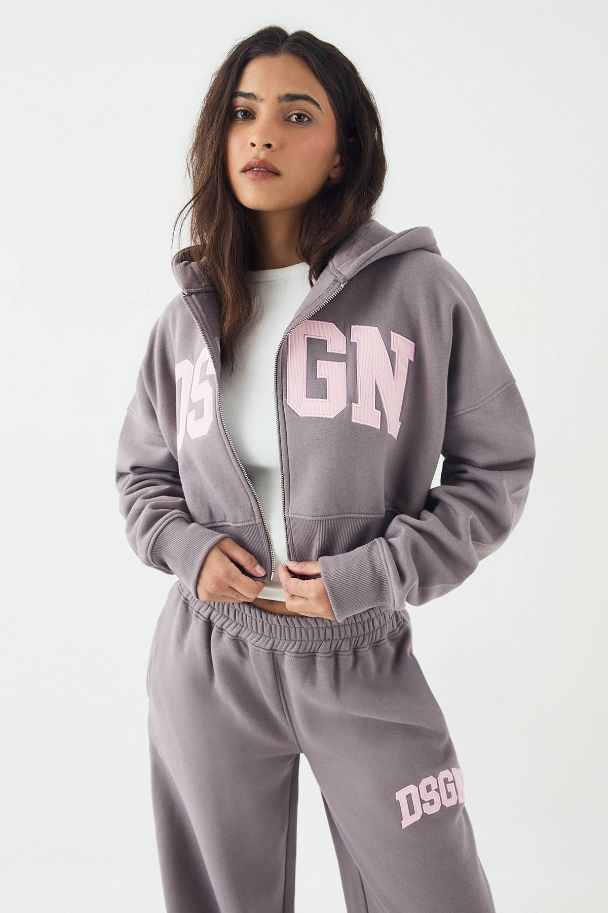 Sweat à Casynthétiqueche Court DSGN Studio avec Appliqués en Cordon et Fermeture Éclair