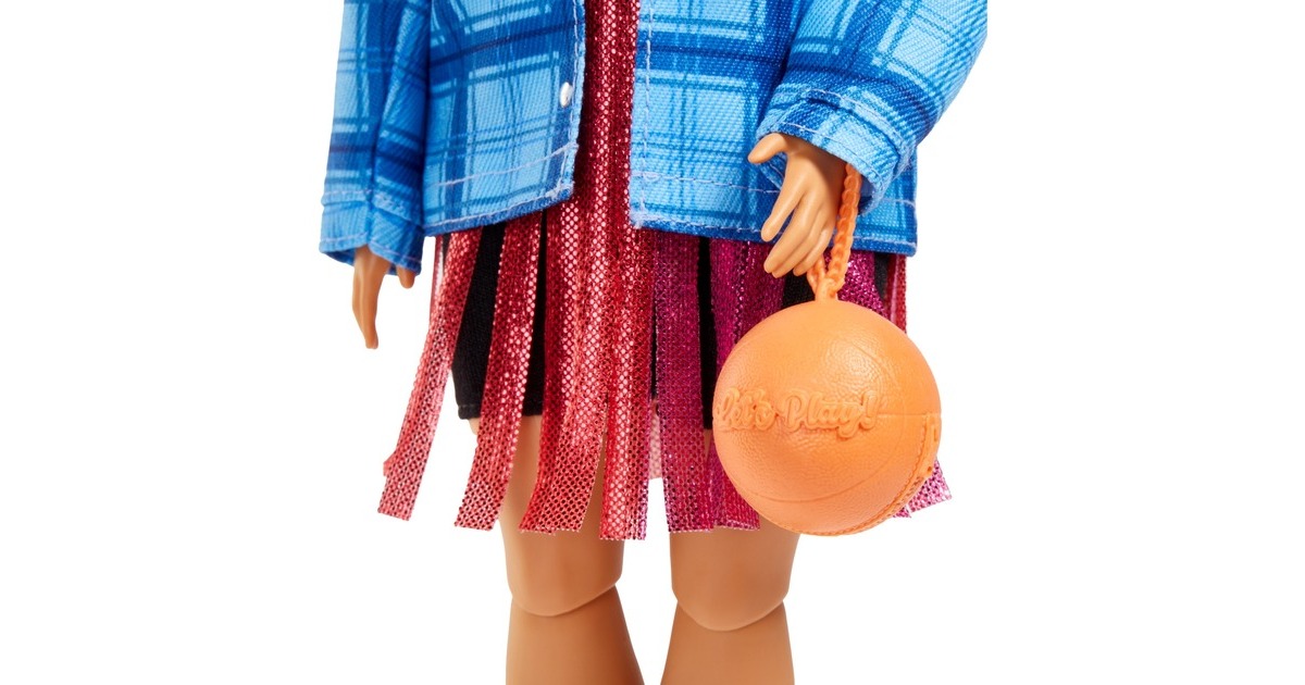 BarbieExtra #13 - Basketball Jersey Pop