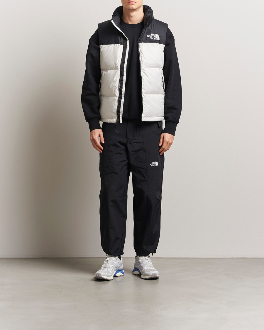 The North Face 1996 Retro Nuptse Vest White Dune/Black