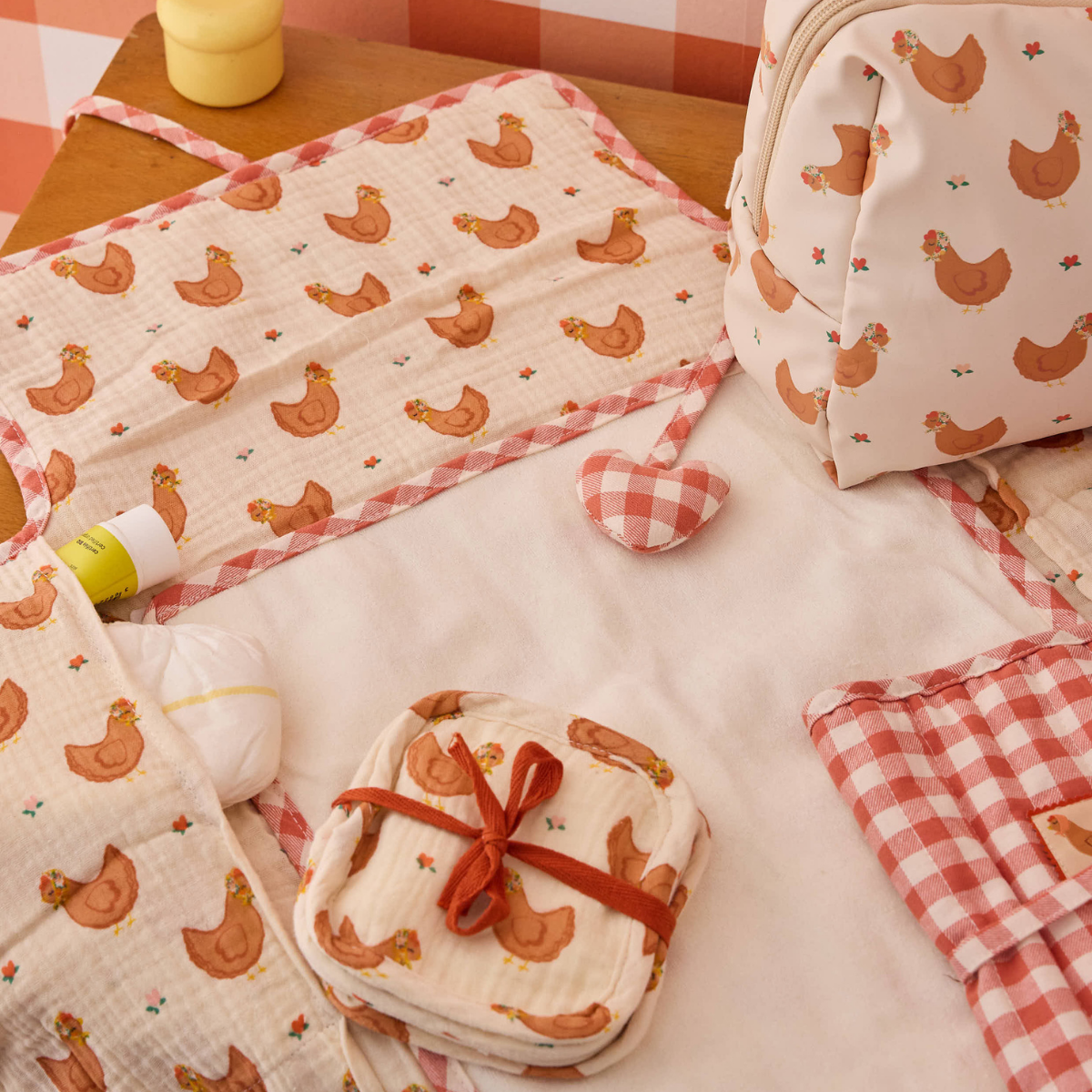 Tapis à langer vichy - La petite poule rousse Jolie saison
