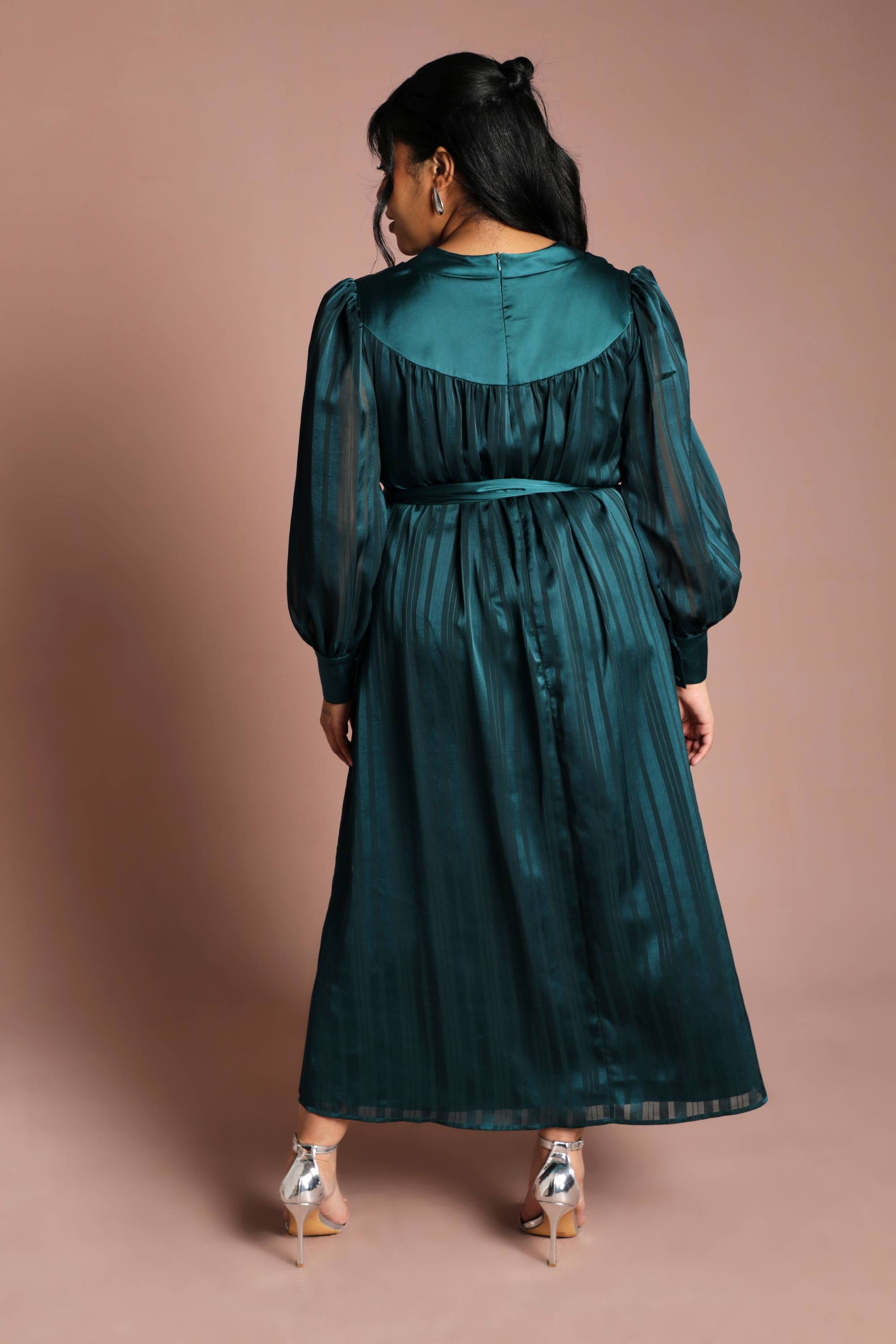 Coast Robe Maxi Grande Taille À Rayures Jacquard Et Col En V