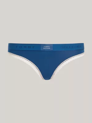 Calcinhas com cós com detalhe em renda e logotipo.