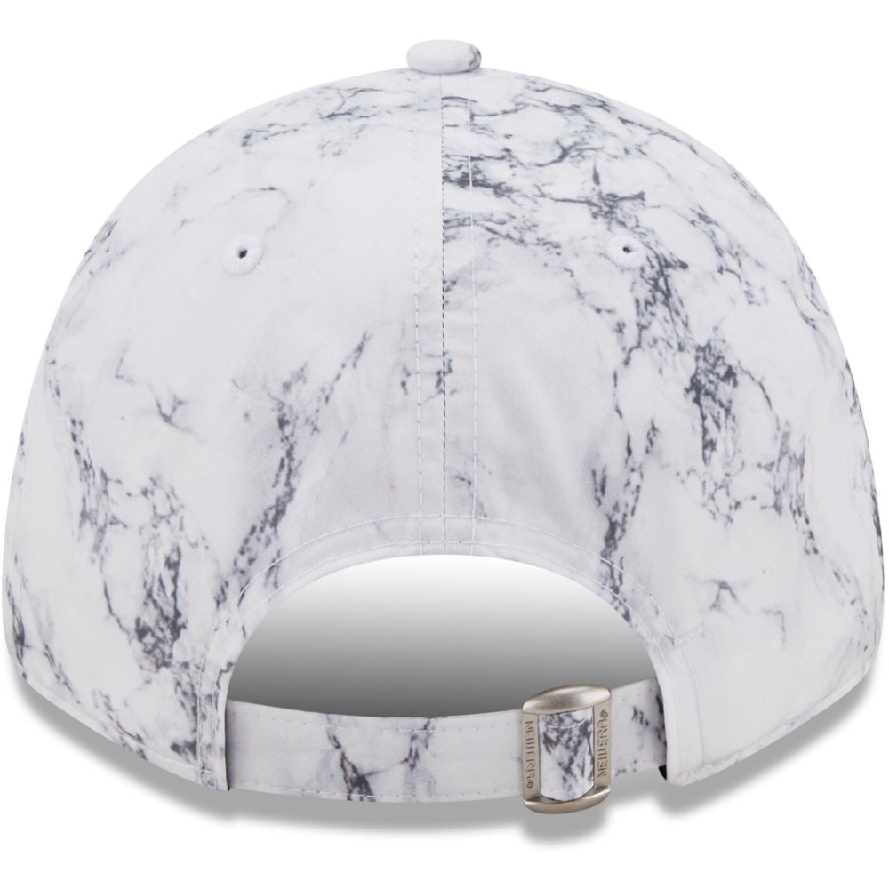 Køb NEW ERA Louvre Clear 9Forty Kasket Marble Print - White