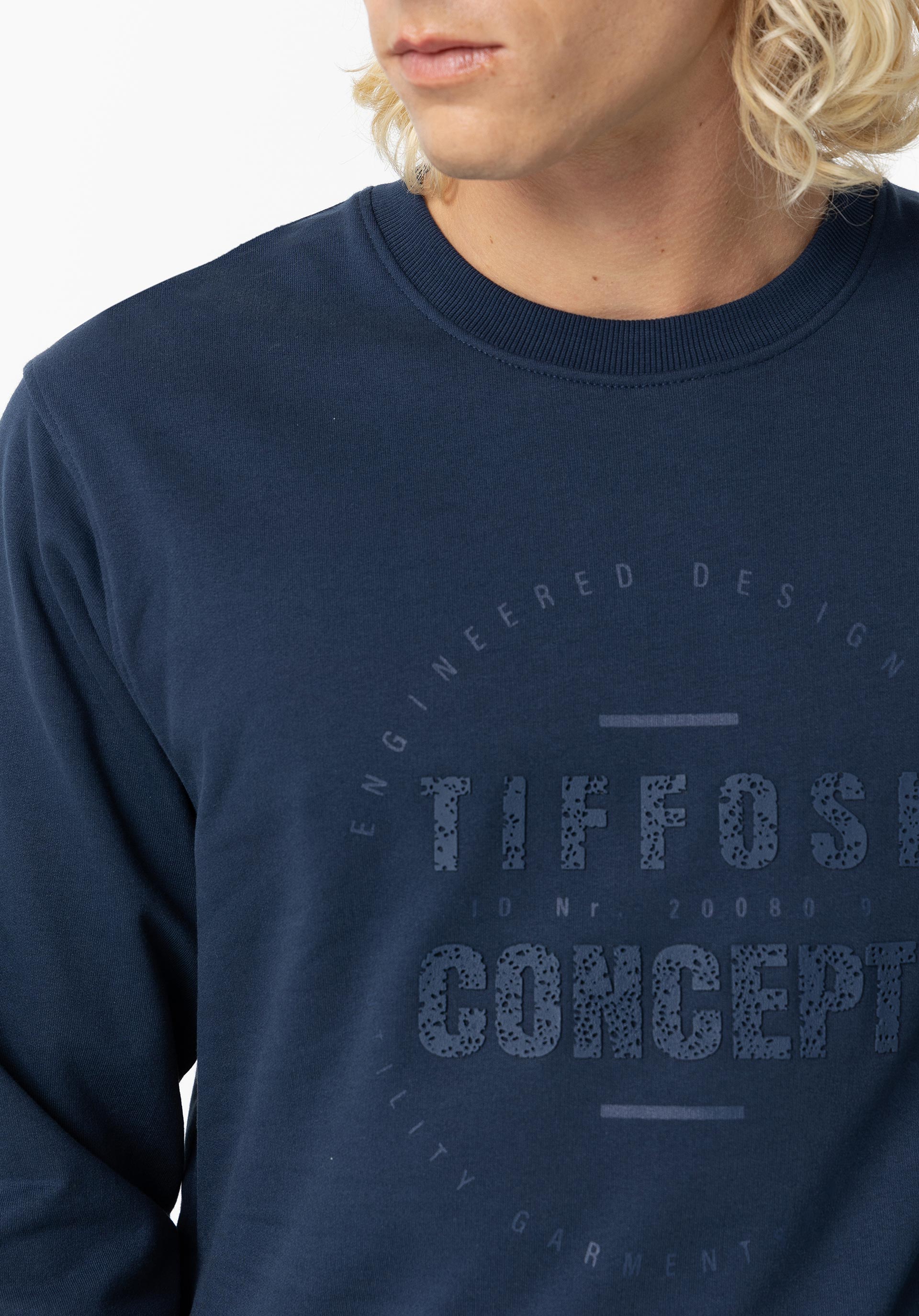 Sweatshirt Estampado Frontal com Relevo