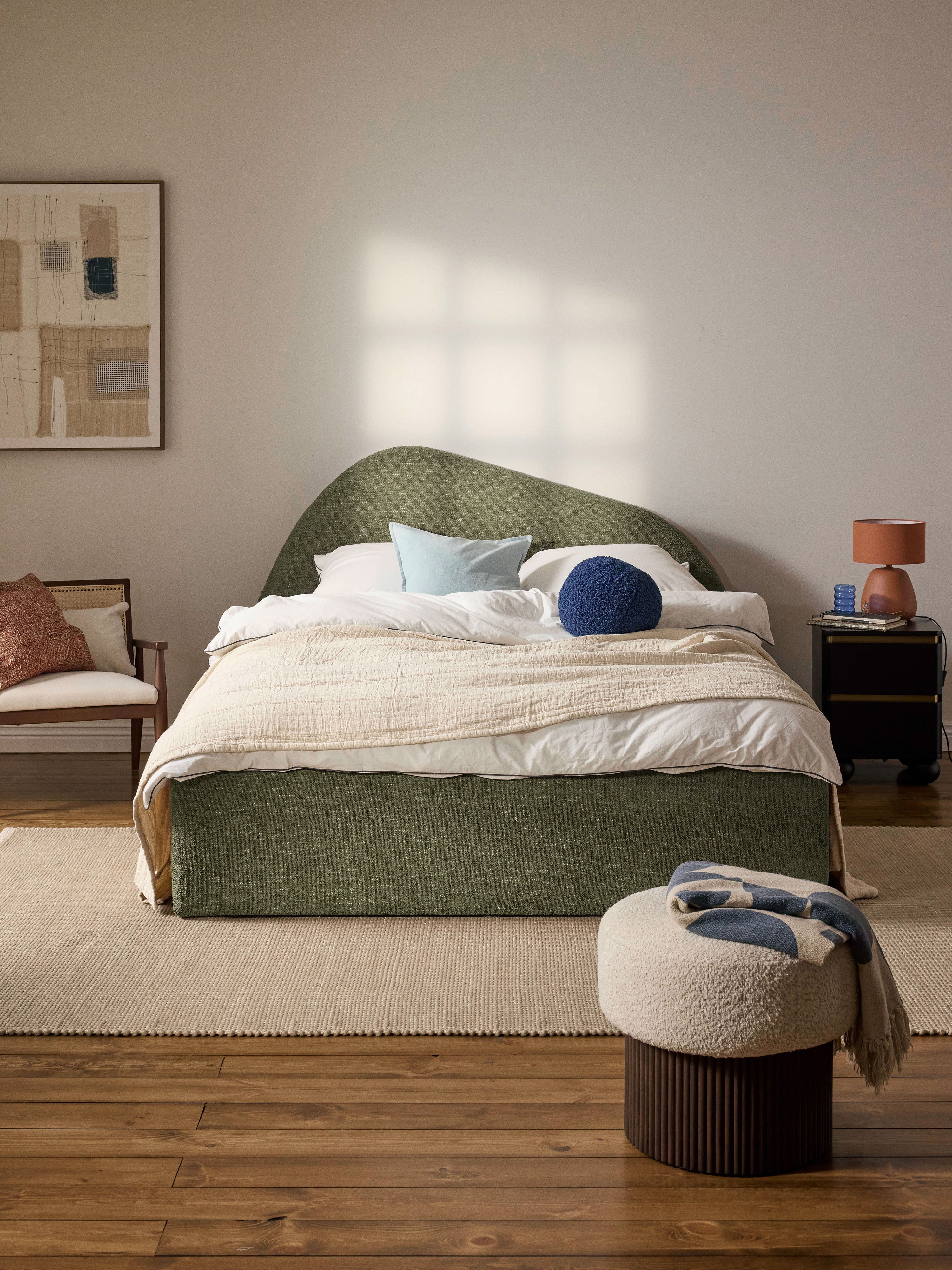 Bouclé gestoffeerd bed Gary