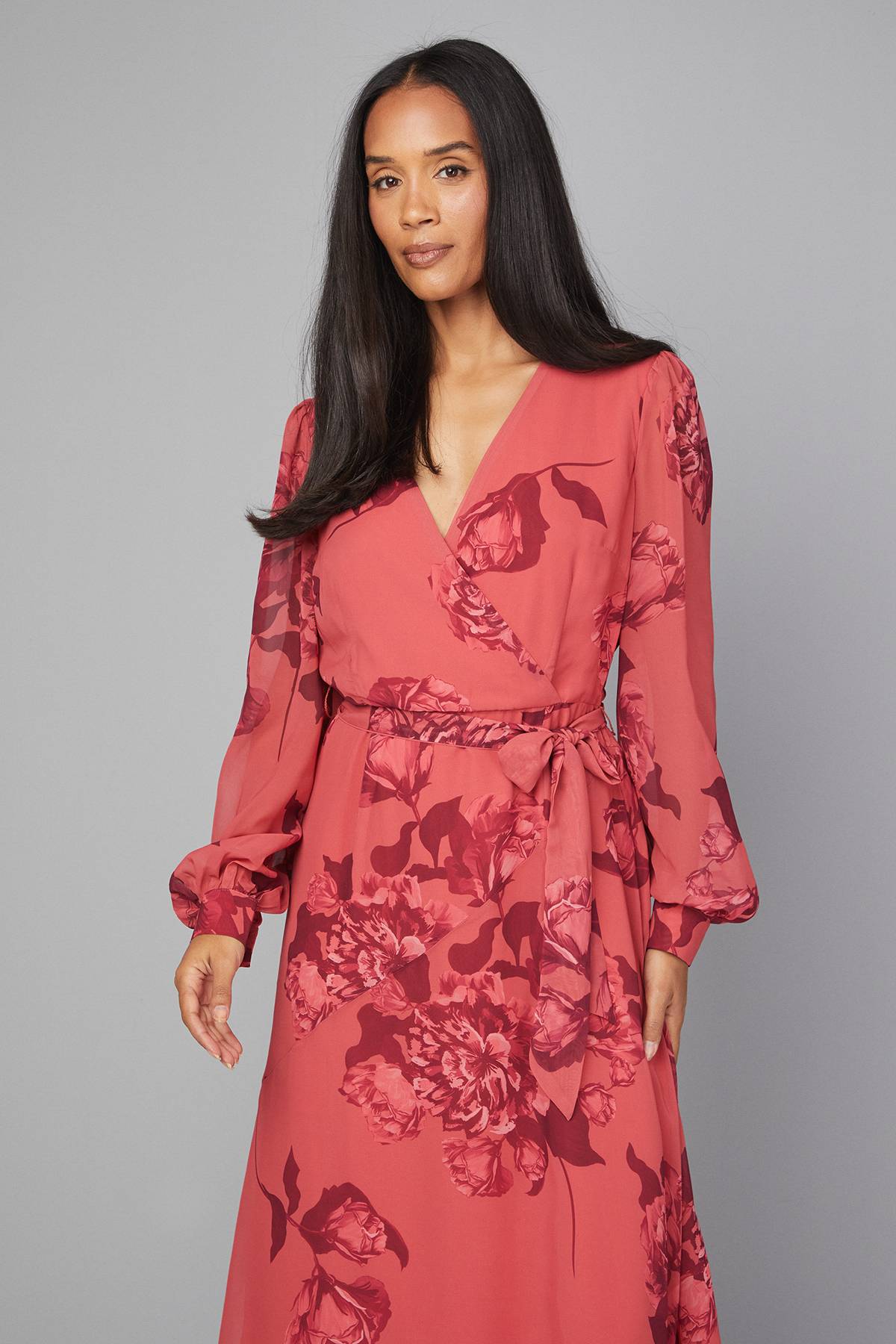 Wallis Robe Midi Portefeuille Fleurie avec Ceinture