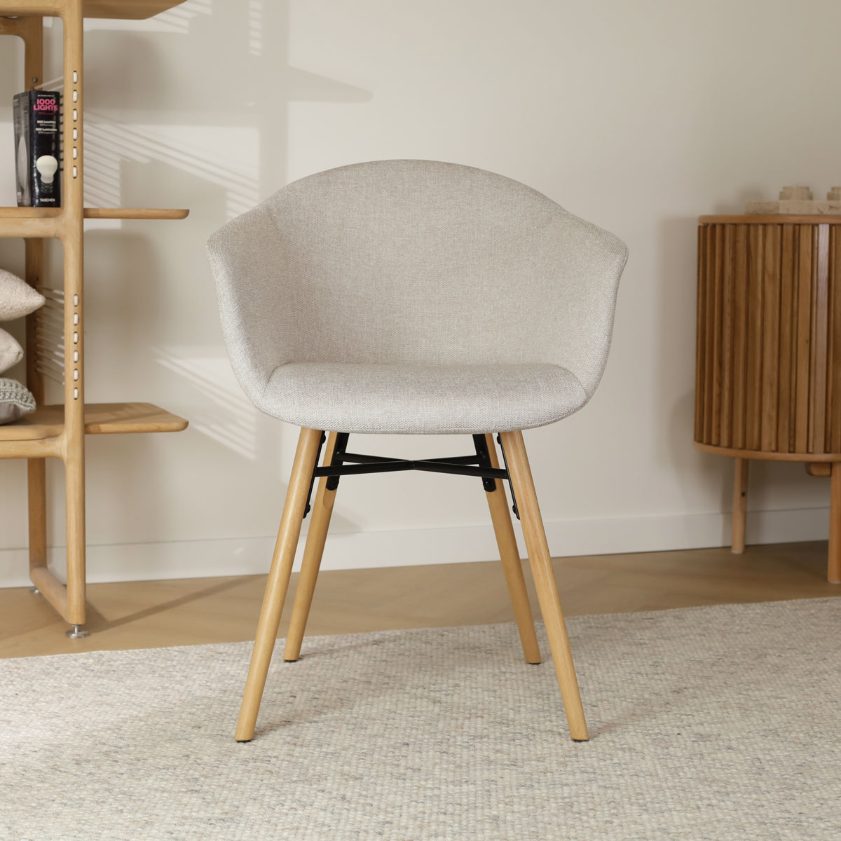 Eetkamerstoel Nena-Otis houten onderstel beige