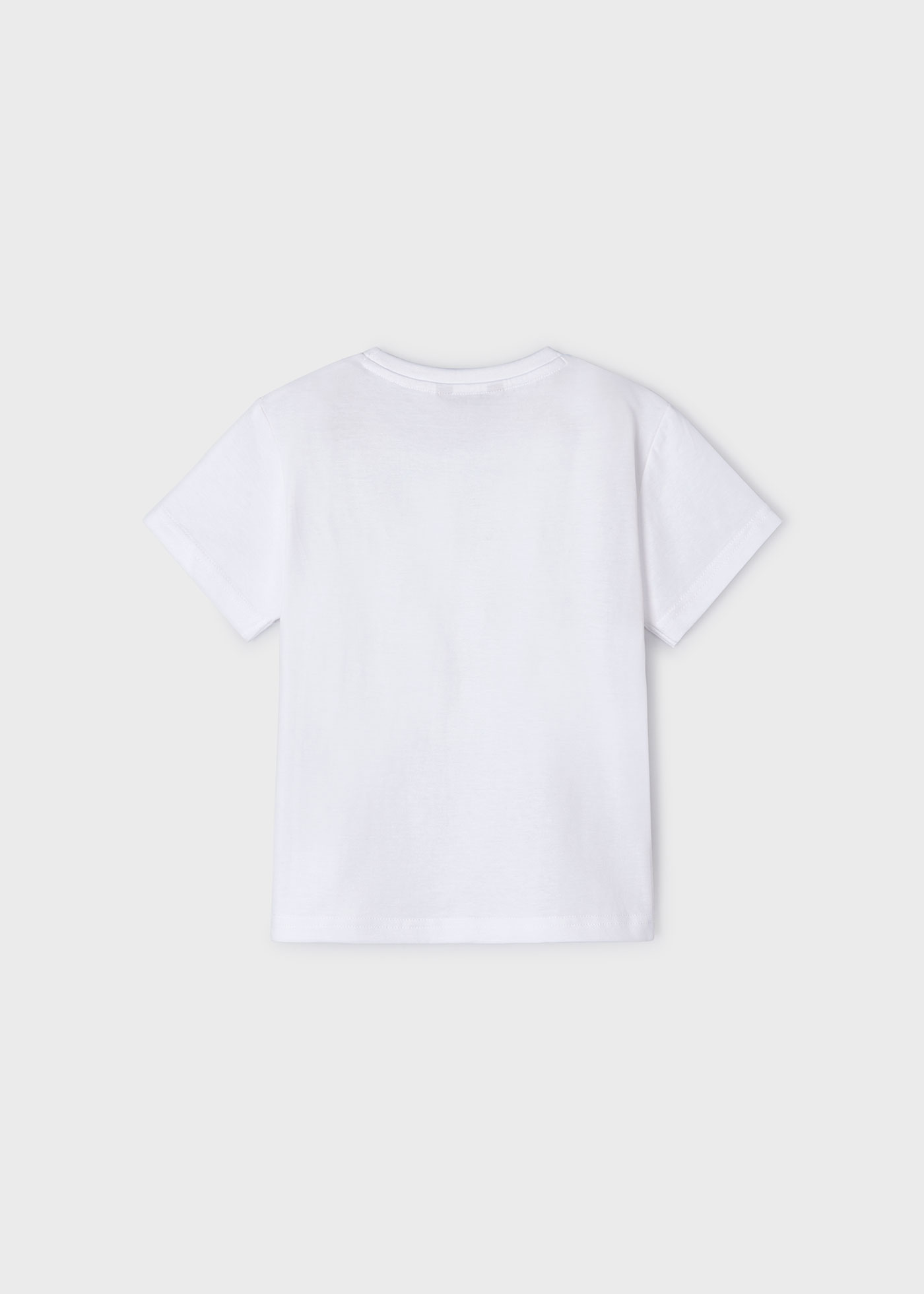 Camiseta Better Cotton trompe l'oeil para meninos, branca