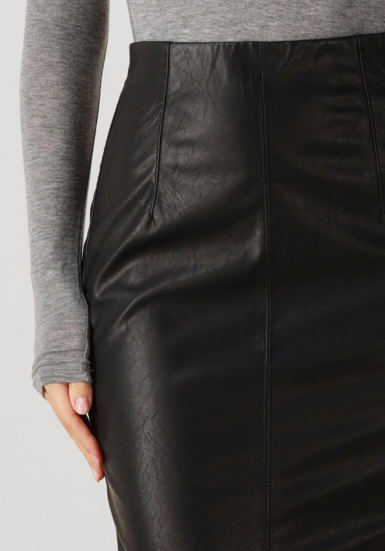 zwarte knit-ted midirok pogy
