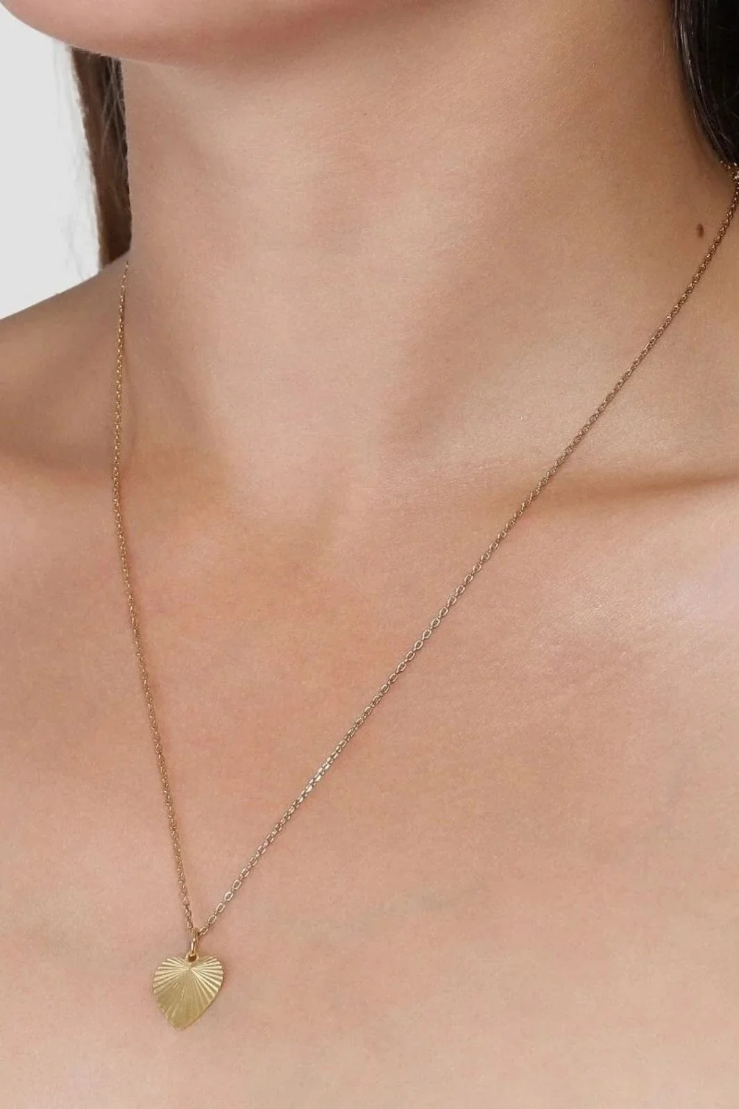 Jane Kønig Reflection Heart pendant