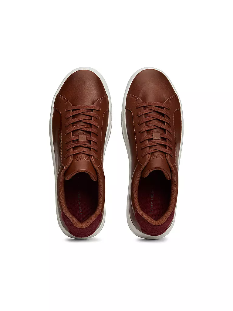 TOMMY HILFIGER Sneaker TH COURT  braun